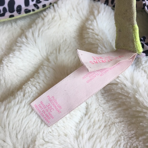 Victoria’s Secret Leopard Print Push-Up Bra - Picture 3 of 4